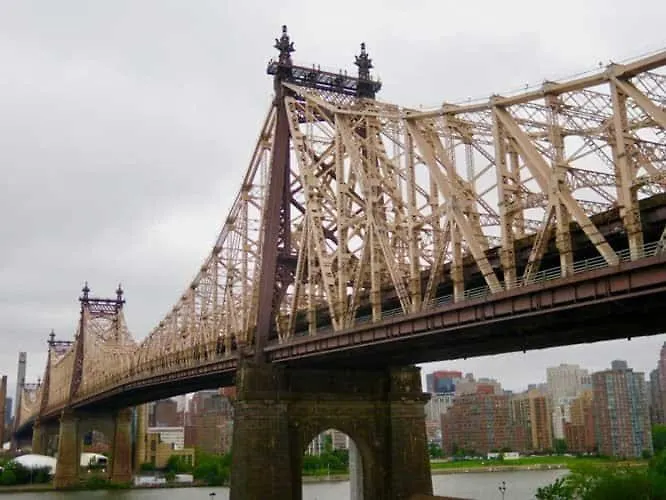 2 Bedrooms Flat 5 Minutes From Times Square New York 0*,